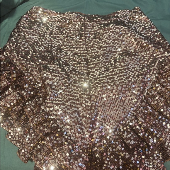 Sequin Ruffle Shorts - Picture 2 of 5